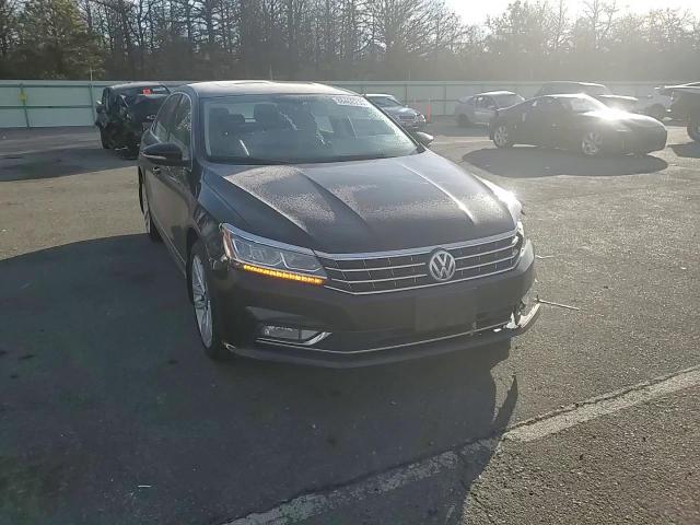 2017 Volkswagen Passat VIN 1VWGT7A39HC069199 Copart auction photo, front end / minor dent/scratches damage thumbnail 11
