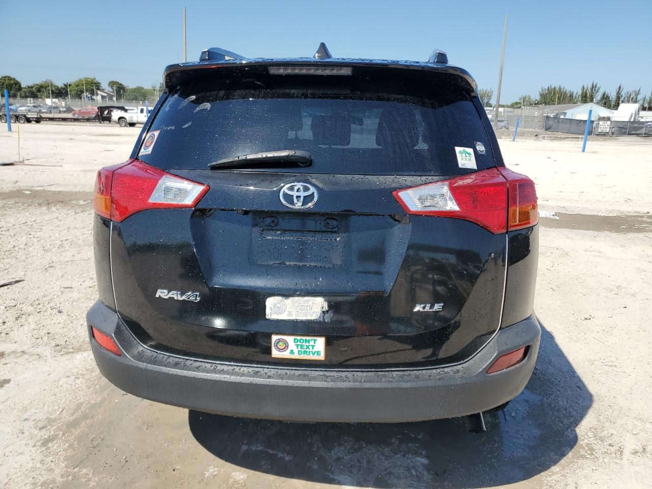 2013 Toyota RAV 4 VIN 2T3WFREV2DW018485 Copart auction photo, front end / minor dent/scratches damage thumbnail 6