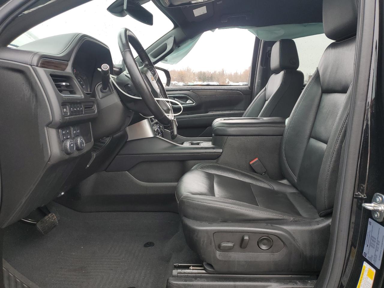 2021 Chevrolet Suburban VIN 1GNSKCKD9MR377598 Copart auction photo, side / front end damage thumbnail 7