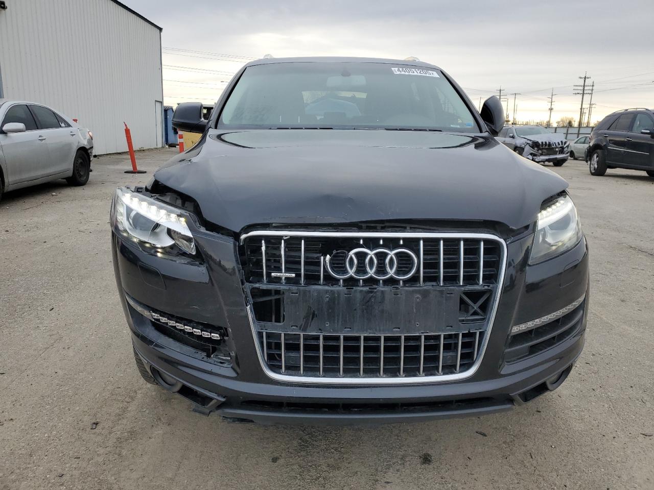 2015 Audi Q7 VIN WA1LGAFE1FD019377 Copart auction photo, front end damage thumbnail 5