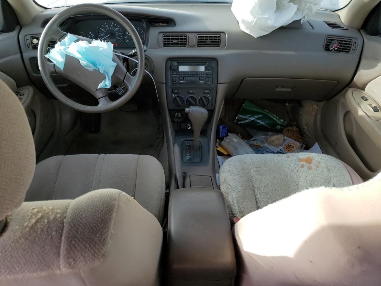 2001 Toyota Camry VIN 4T1BG22K31U779463 Copart auction photo, front end damage thumbnail 8