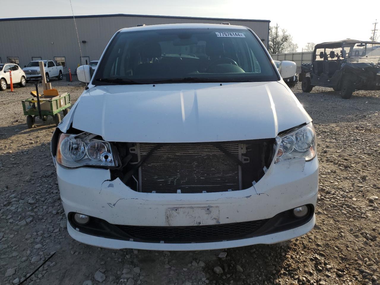 2019 Dodge Caravan VIN 2C4RDGCG4KR804968 Copart auction photo, front end damage thumbnail 5