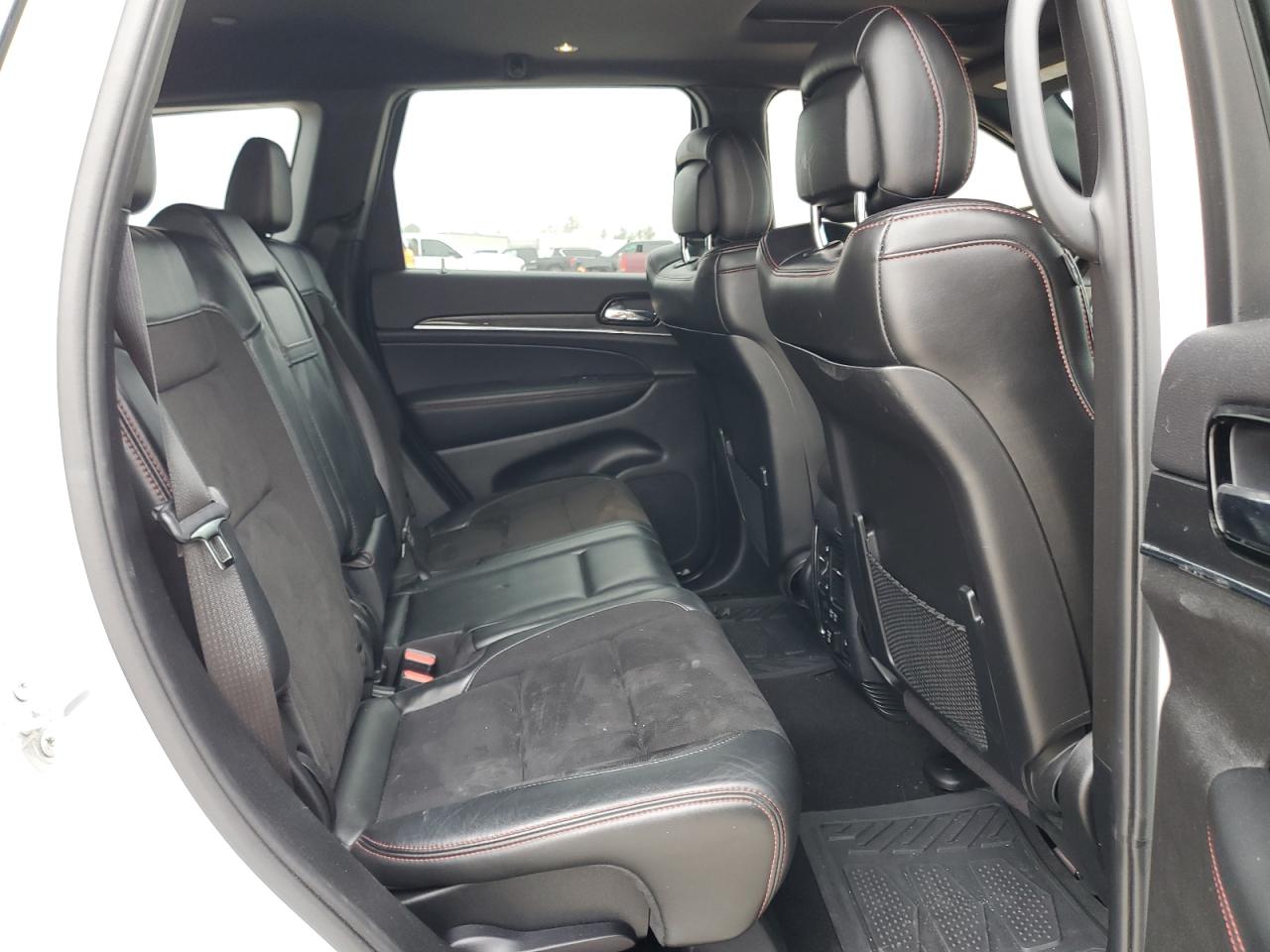 2020 Jeep Grand Cherokee VIN 1C4RJFLG1LC343323 Copart auction photo, rear end / minor dent/scratches damage thumbnail 11