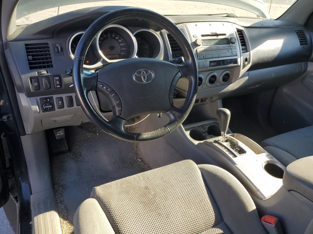 2010 Toyota Tacoma VIN 5TEUU4EN8AZ728233 Copart auction photo, front end damage thumbnail 8