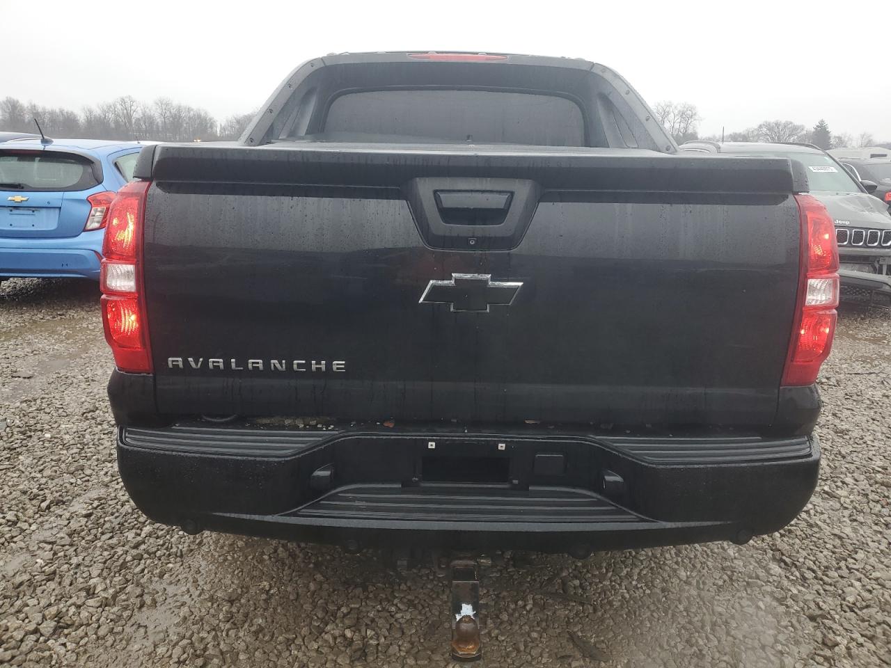 2012 Chevrolet Avalanche VIN 3GNTKEE72CG200847 Copart auction photo, front end damage thumbnail 6