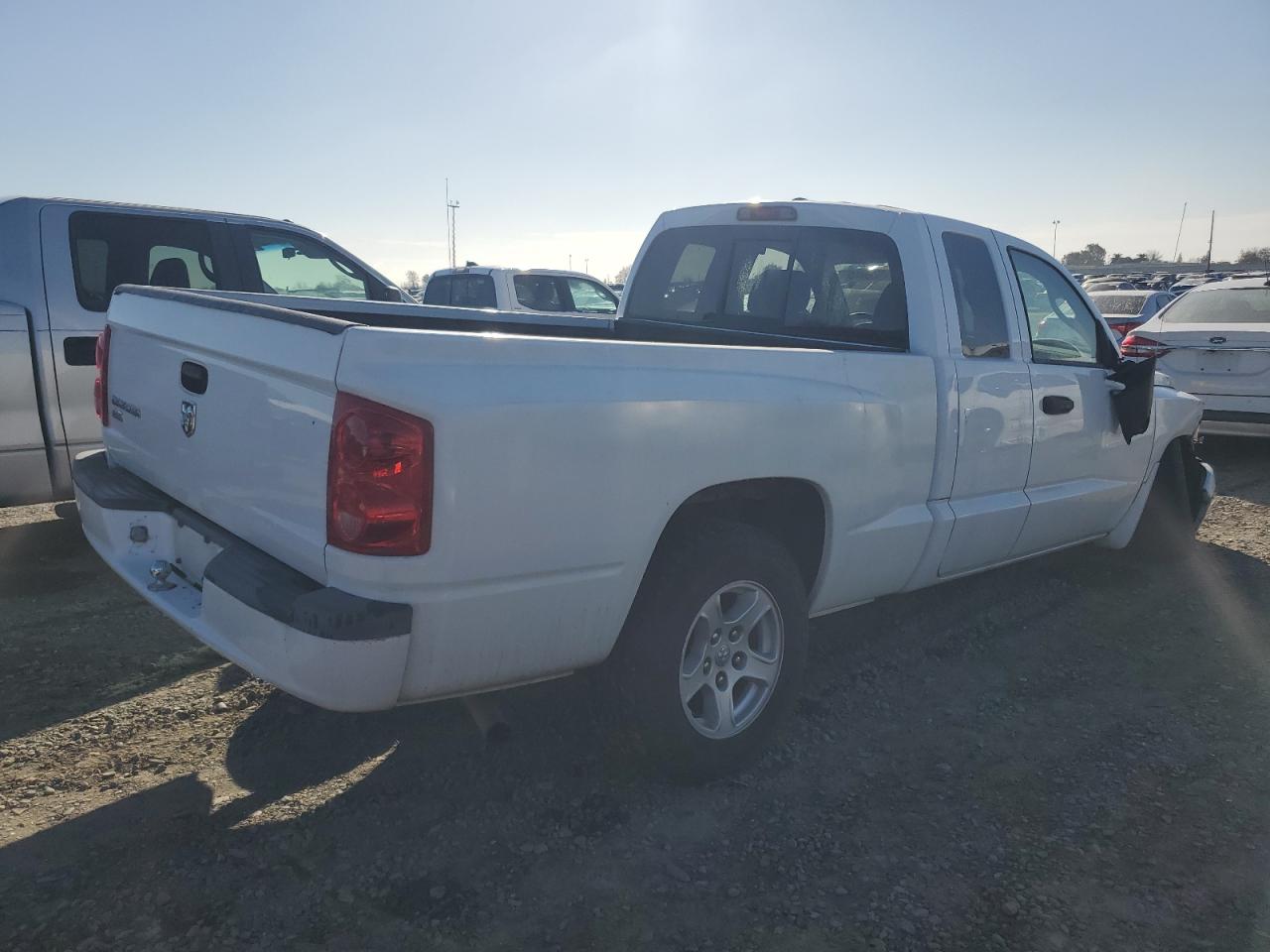 2007 Dodge Dakota VIN 1D7HE42K47S197186 Copart auction photo, front end / rear end damage thumbnail 3