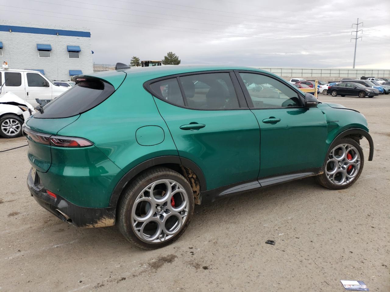 2024 Alfa Romeo Tonale VIN ZASPATDW7R3055525 Copart auction photo, front end / side damage thumbnail 3