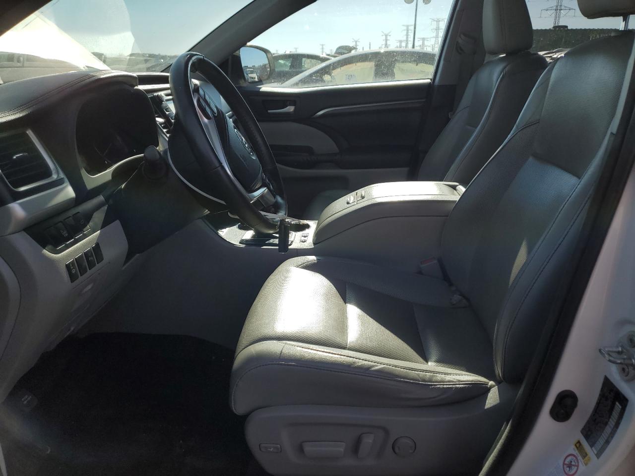 2014 Toyota Highlander VIN 5TDDKRFH4ES015702 Copart auction photo, front end / undercarriage damage thumbnail 7