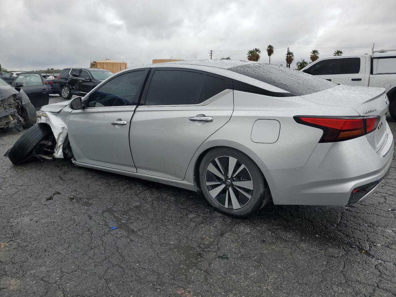 2019 Nissan Altima VIN 1N4BL4DV7KC125758 Copart auction photo, front end damage thumbnail 2