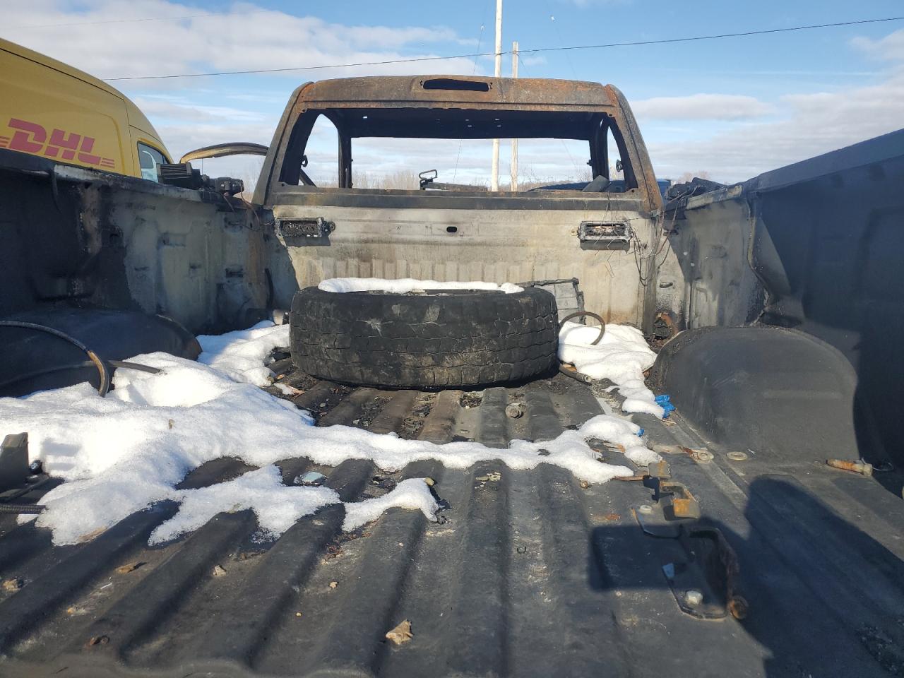 2022 Chevrolet Silverado VIN 1GC3YLE71NF191168 Copart auction photo, burn damage thumbnail 10