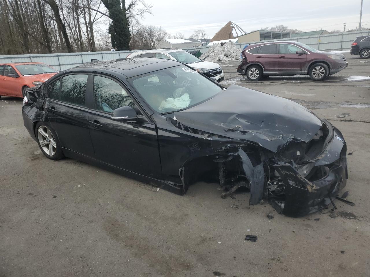 2013 BMW 3er VIN WBA3C3C52DF981851 Copart auction photo, front end / side damage thumbnail 4