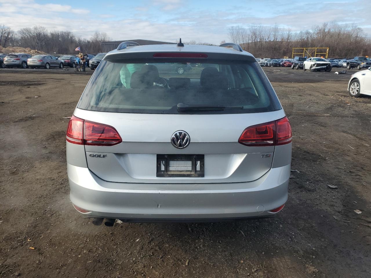 2016 Volkswagen Golf VIN 3VWC17AUXGM516715 Copart auction photo, front end / minor dent/scratches damage thumbnail 6