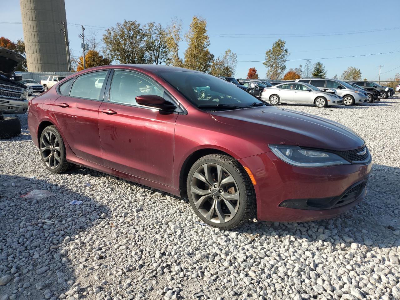 2015 Chrysler 200 VIN 1C3CCCBB1FN614656 Copart auction photo, front end / side damage thumbnail 4