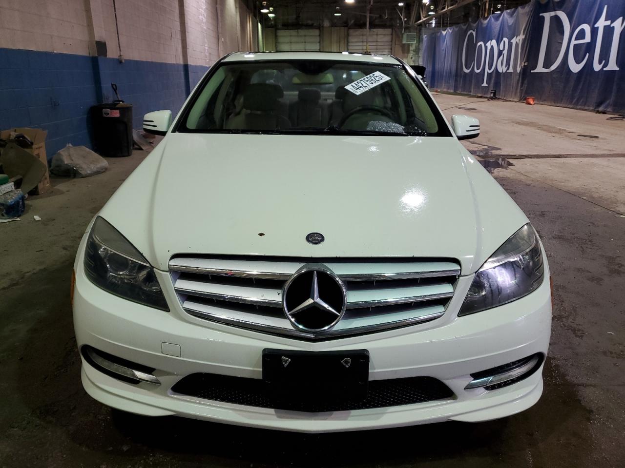 2011 Mercedes-Benz C-klasse VIN WDDGF5EB9BA508796 Copart auction photo, normal wear / mechanical damage thumbnail 5