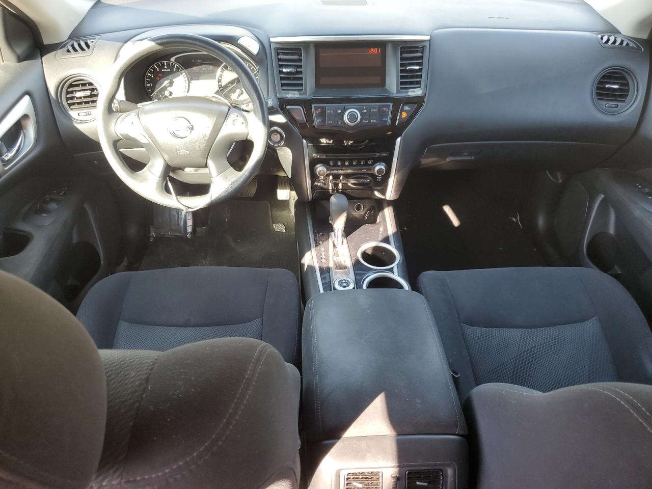2016 Nissan Pathfinder VIN 5N1AR2MMXGC638716 Copart auction photo, front end / minor dent/scratches damage thumbnail 8