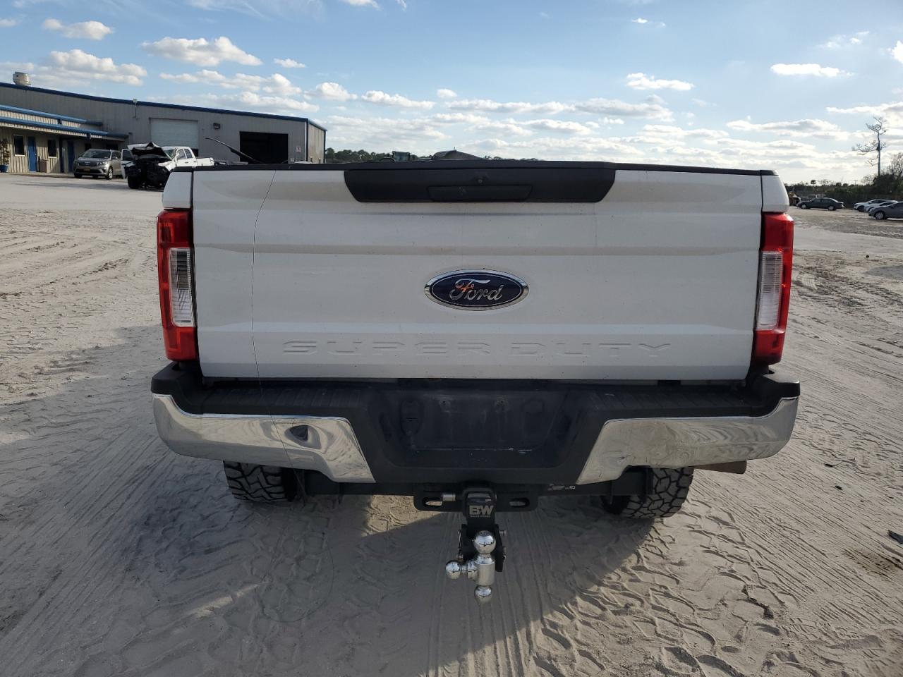2017 Ford F250 VIN 1FT7W2BT5HEB36462 Copart auction photo, burn damage thumbnail 6