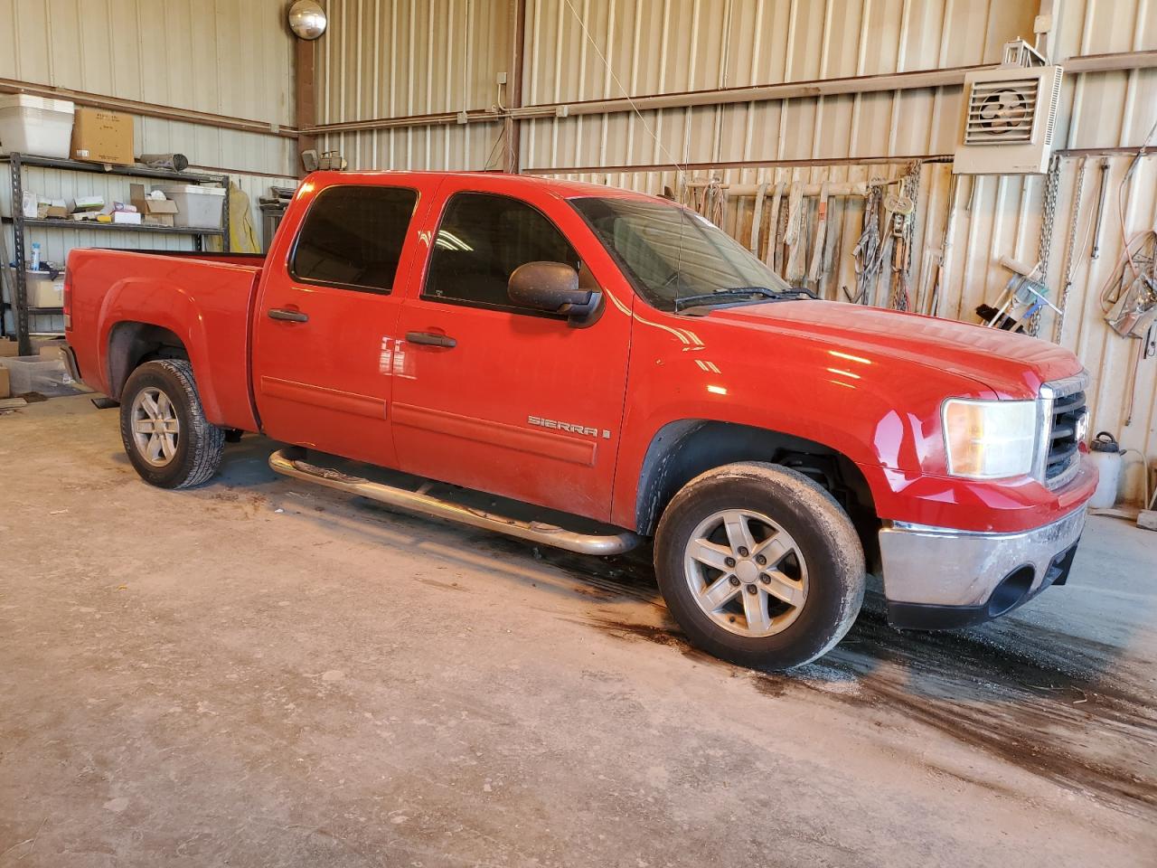 2007 GMC Sierra VIN 3GTEC13C97G510362 Copart auction photo, side / minor dent/scratches damage thumbnail 4