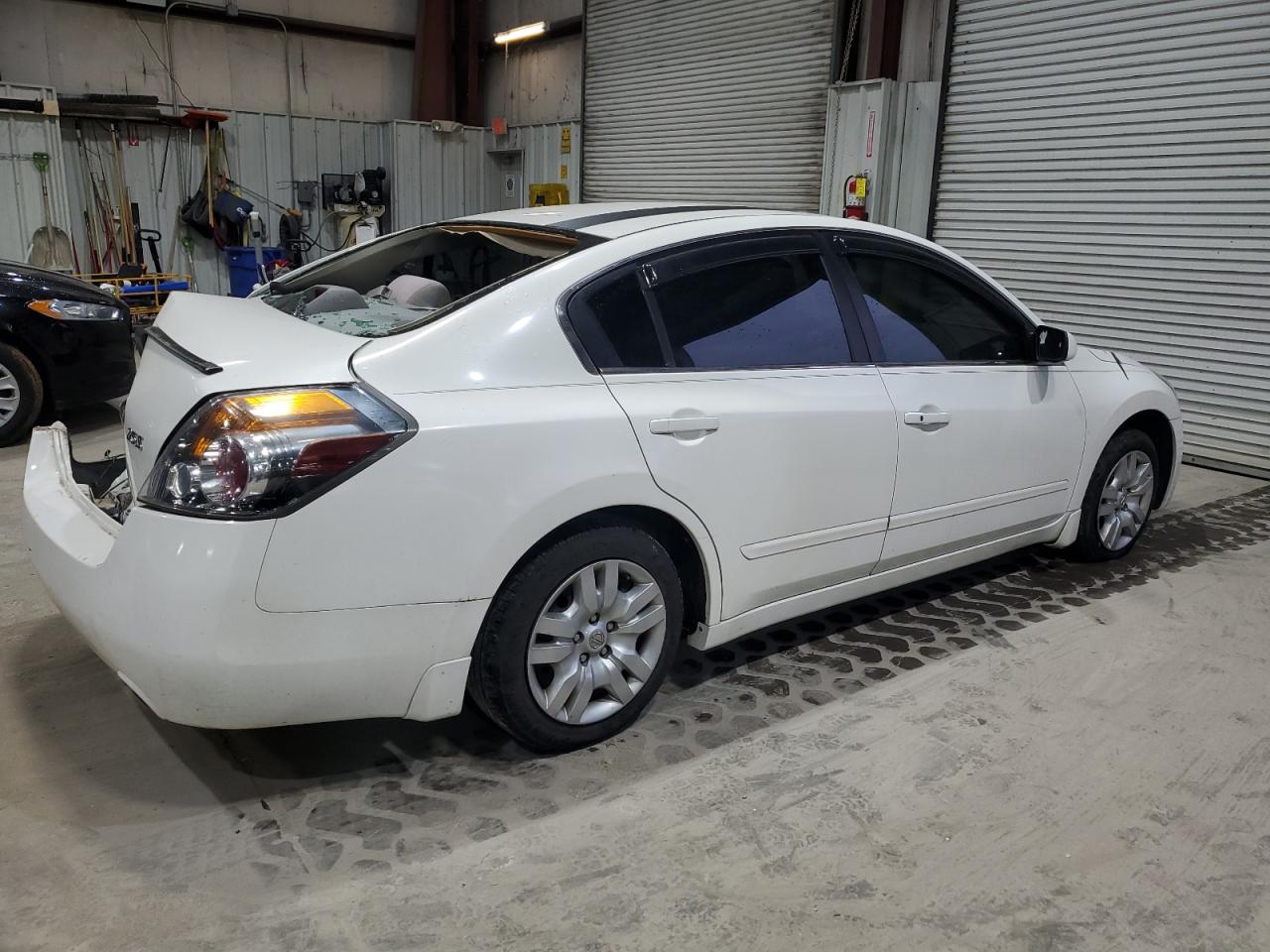 2009 Nissan Altima VIN 1N4AL21E19N455687 Copart auction photo, rear end / hail damage thumbnail 3