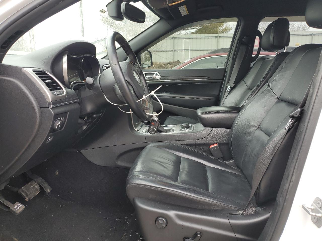 2019 Jeep Grand Cherokee VIN 1C4RJFBG6KC641611 Copart auction photo, rear end / minor dent/scratches damage thumbnail 7