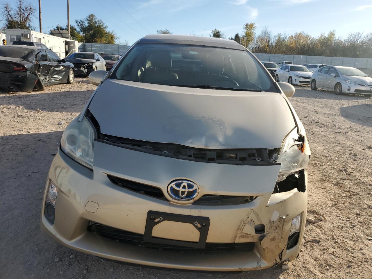 2011 Toyota Prius VIN JTDKN3DU5B0266013 Copart auction photo, front end / minor dent/scratches damage thumbnail 5