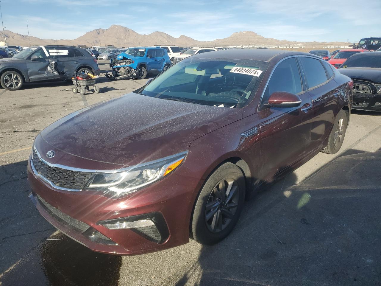 2020 KIA Optima VIN 5XXGT4L30LG444033