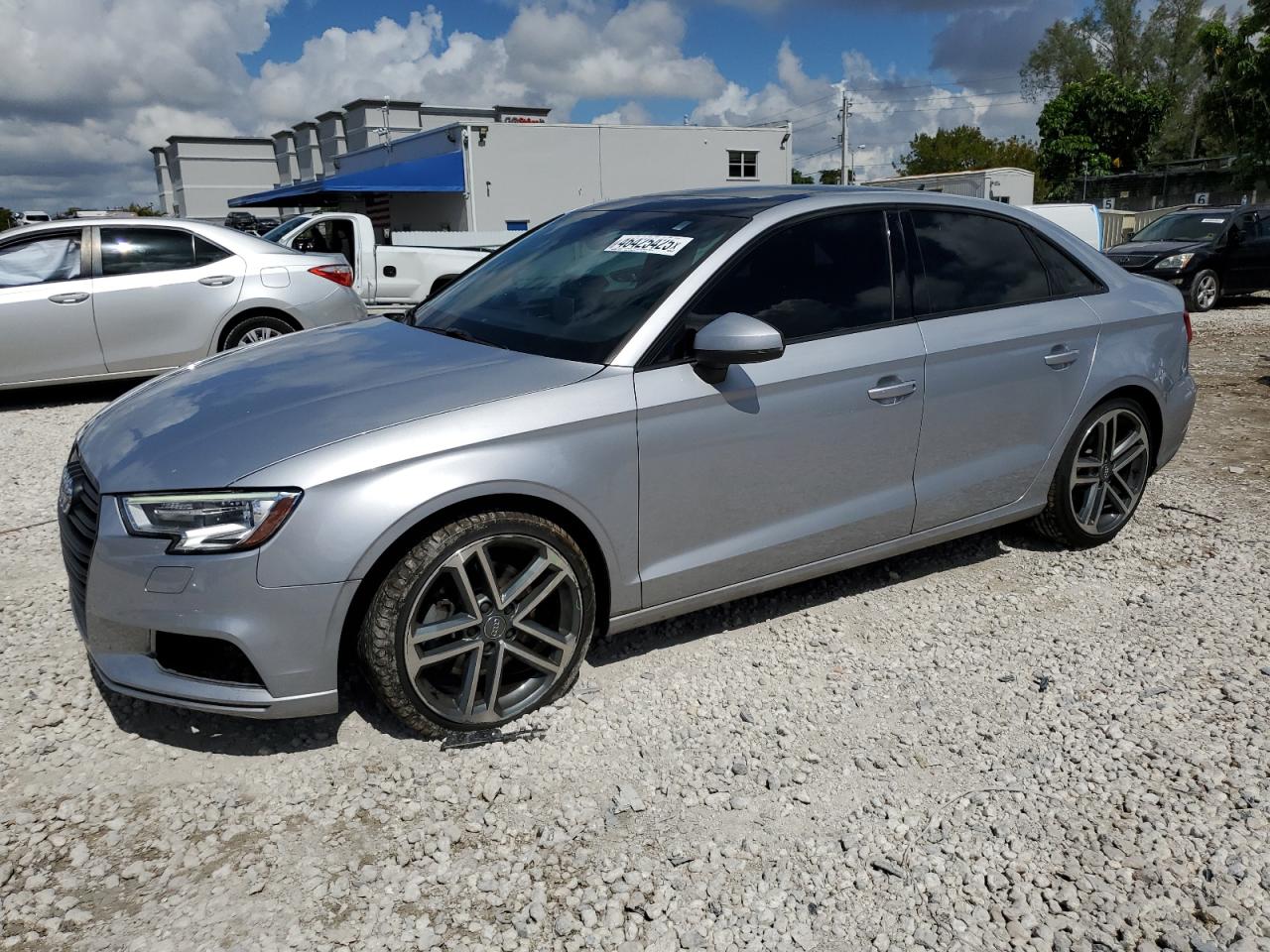 2019 Audi A3 VIN WAUAUGFF2KA081168
