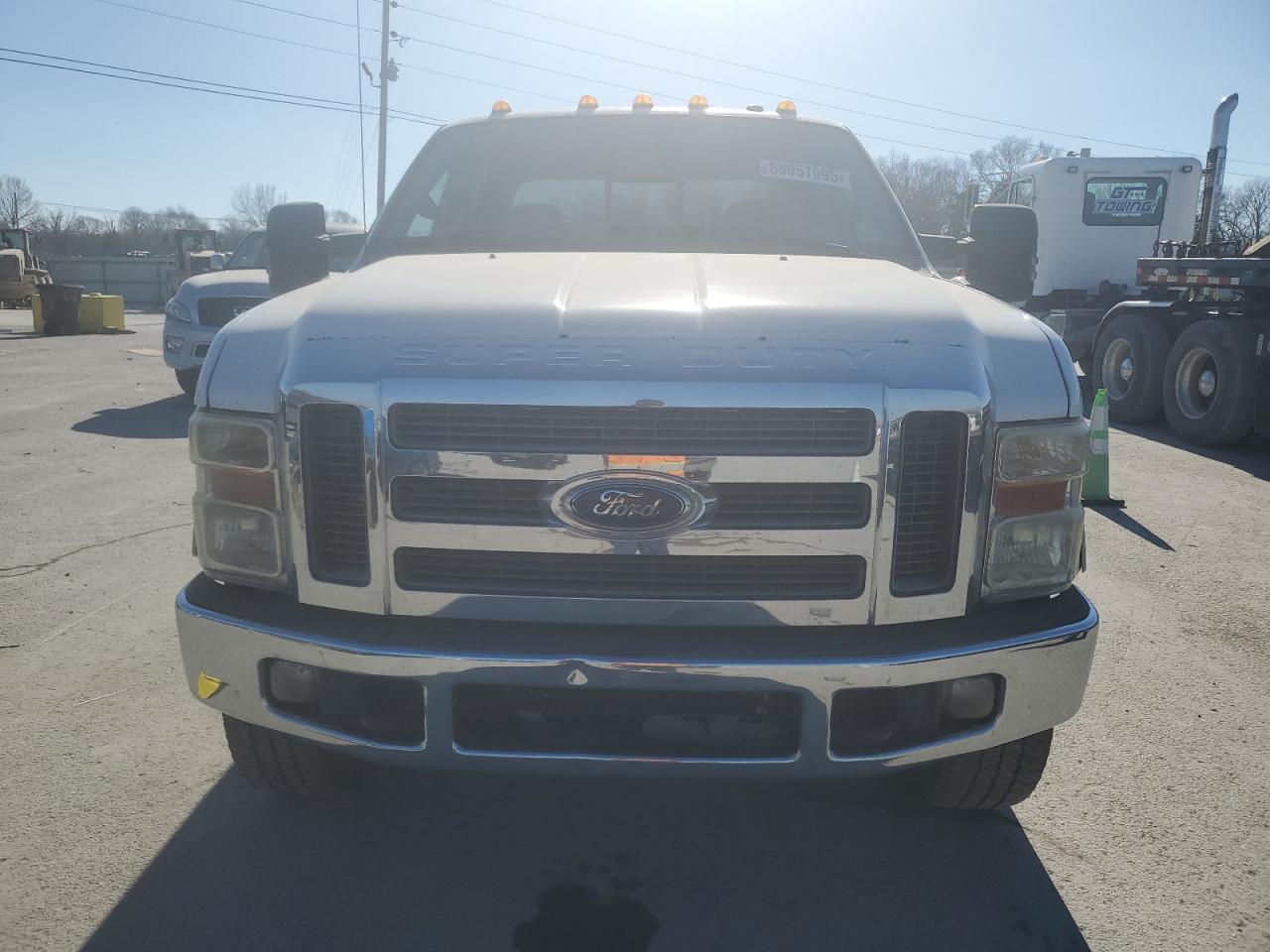 2009 Ford F250 VIN 1FTSW21RX9EB18525 Copart auction photo, rear end damage thumbnail 5