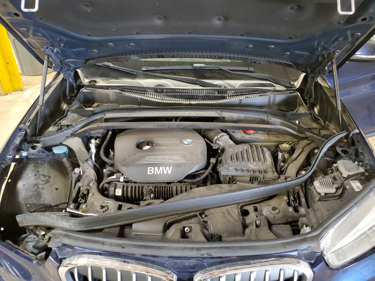 2017 BMW X1 VIN WBXHT3C34H5F75594 Copart auction photo, front end / side damage thumbnail 12