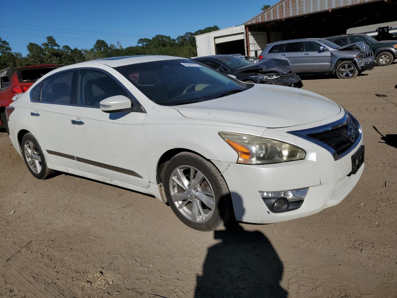 2015 Nissan Altima VIN 1N4AL3AP4FN315488 Copart auction photo, side / front end damage thumbnail 4