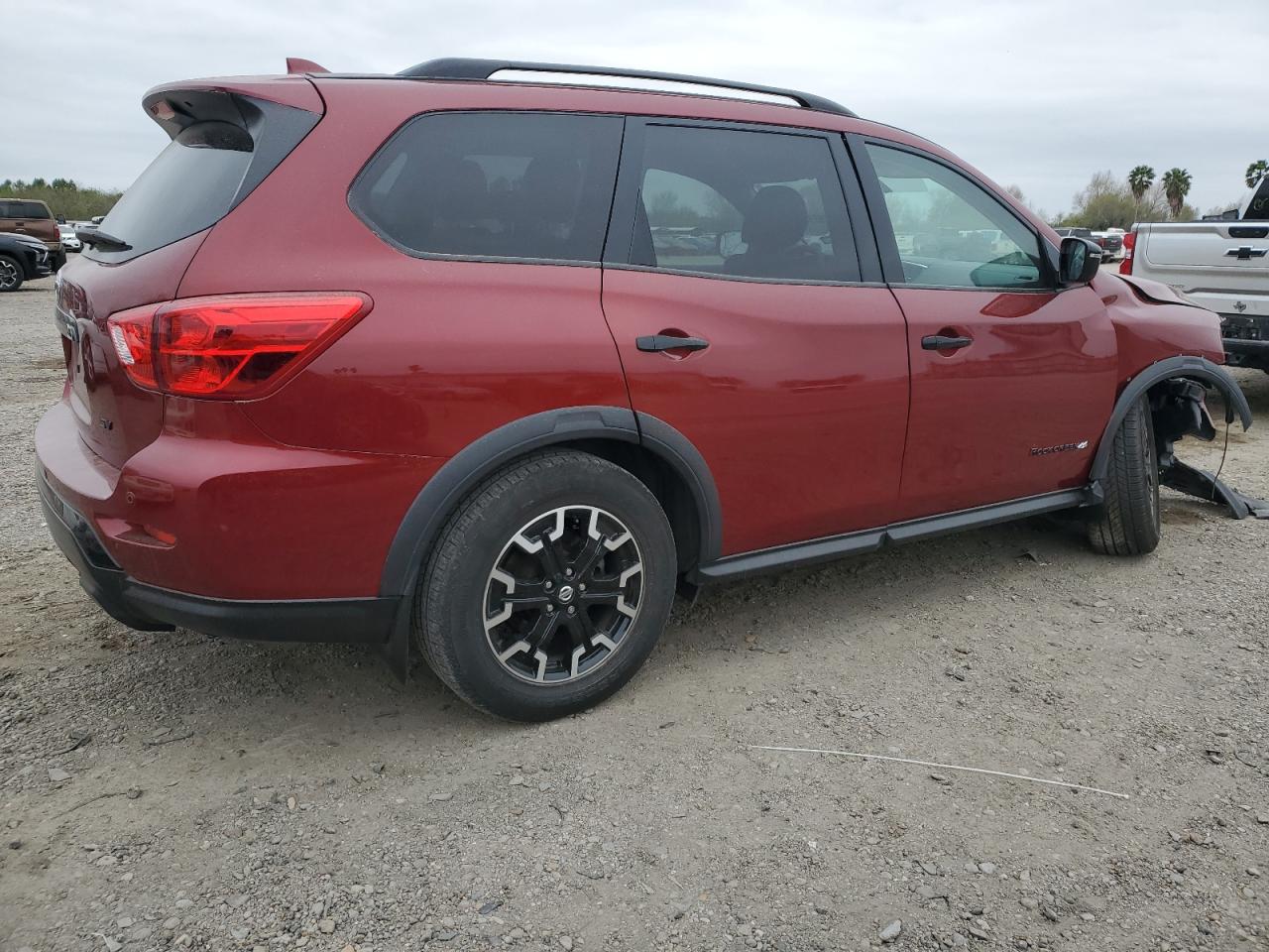 2020 Nissan Pathfinder VIN 5N1DR2BNXLC635625 Copart auction photo, front end / undercarriage damage thumbnail 3