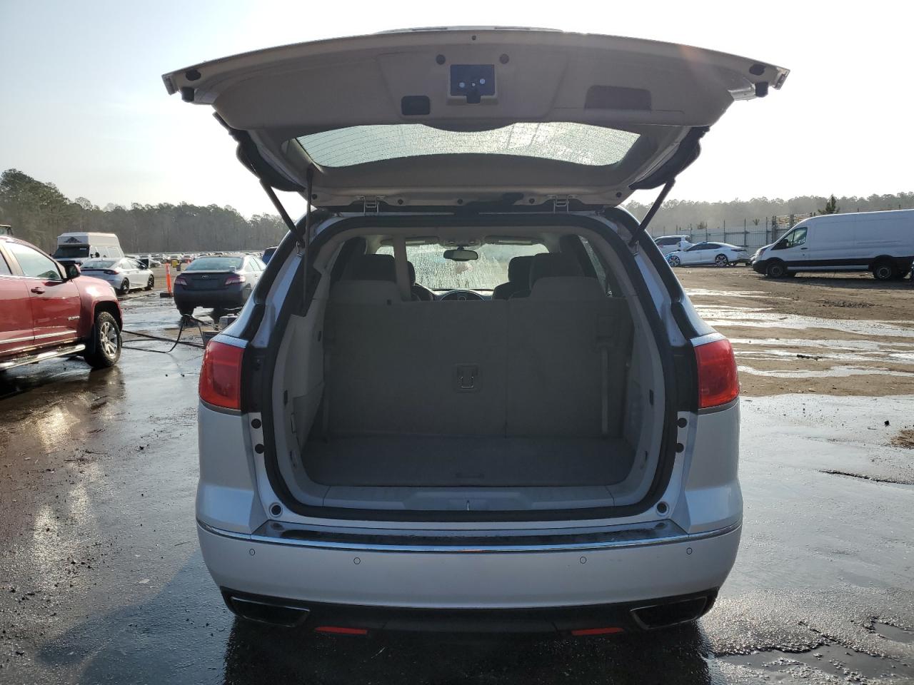 2016 Buick Enclave VIN 5GAKRAKD1GJ133313 Copart auction photo, front end damage thumbnail 6