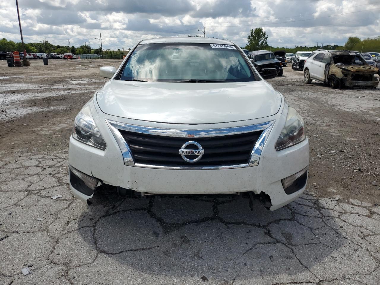 2014 Nissan Altima VIN 1N4AL3AP0EN218402 Copart auction photo, front end / minor dent/scratches damage thumbnail 5
