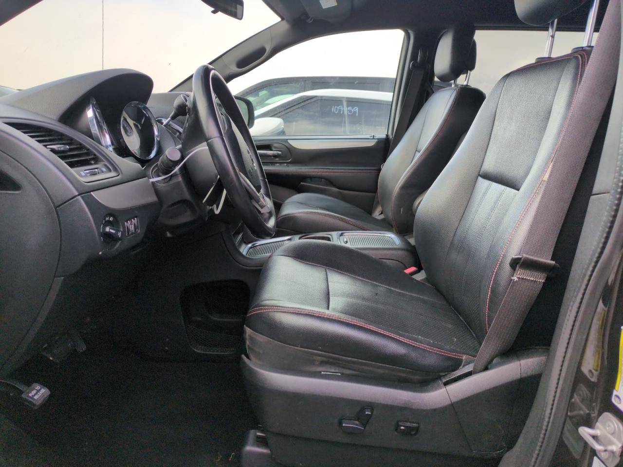 2016 Dodge Caravan VIN 2C4RDGEG1GR319451 Copart auction photo, minor dent/scratches damage thumbnail 7