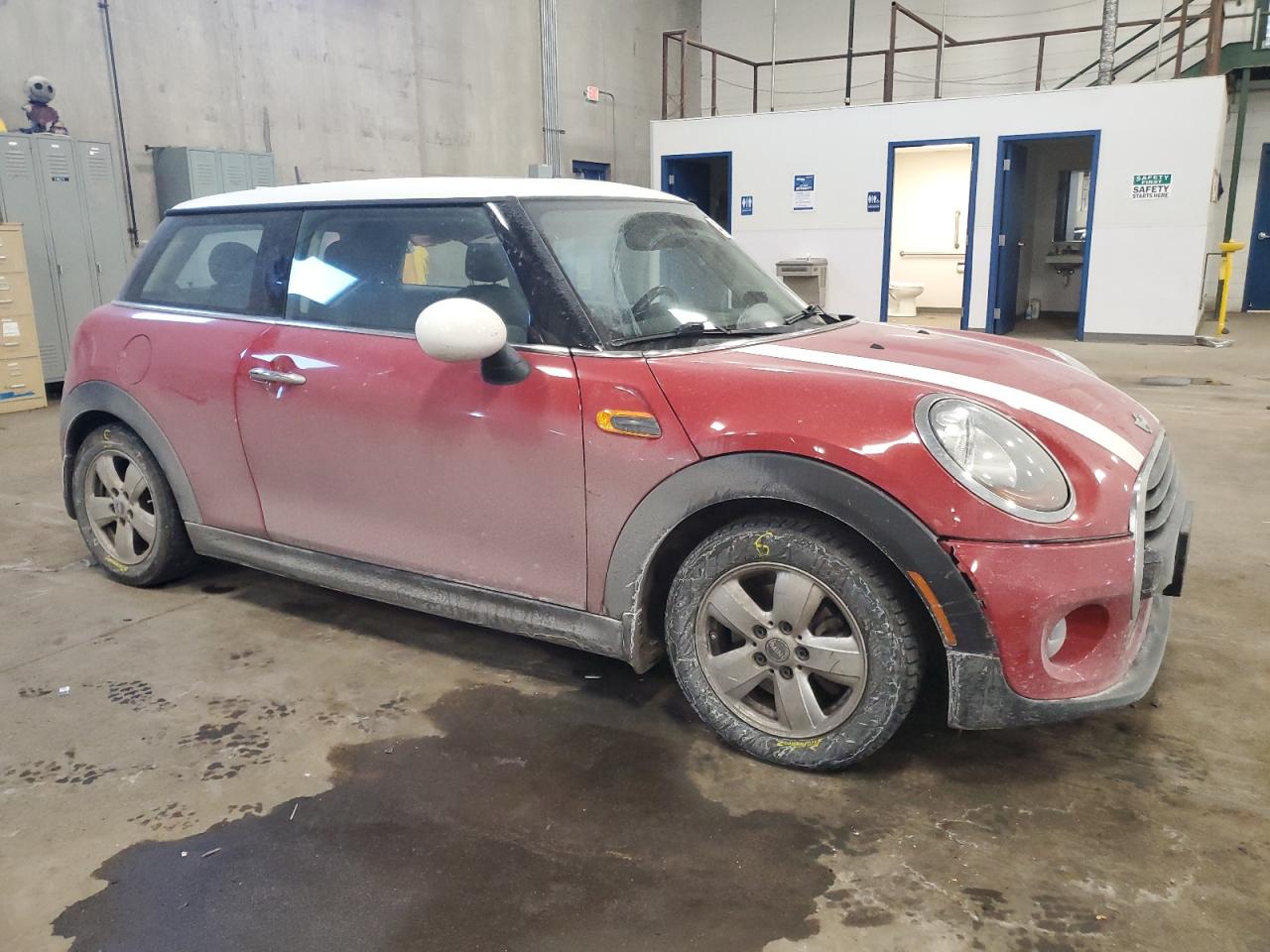 2018 MINI Cooper VIN WMWXP5C53J2H29193 Copart auction photo, side damage thumbnail 4