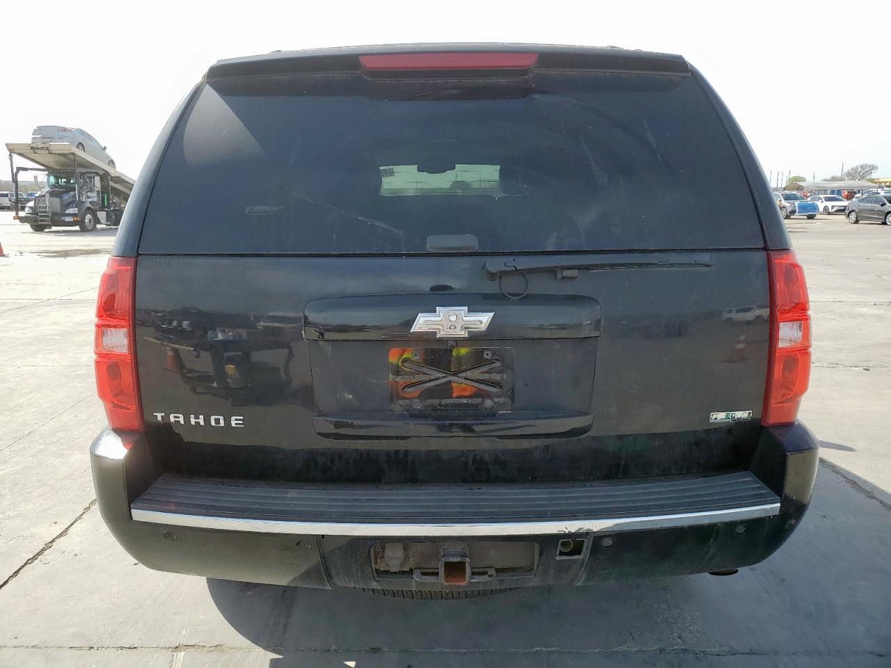 2011 Chevrolet Tahoe VIN 1GNSKCE0XBR277192 Copart auction photo, side damage thumbnail 6