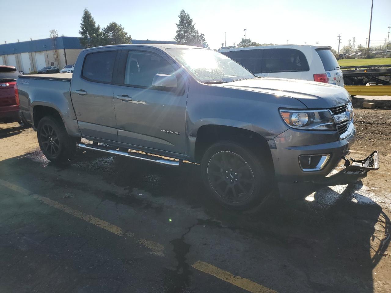 2020 Chevrolet Colorado VIN 1GCGTDEN2L1136355 Copart auction photo, front end / side damage thumbnail 4