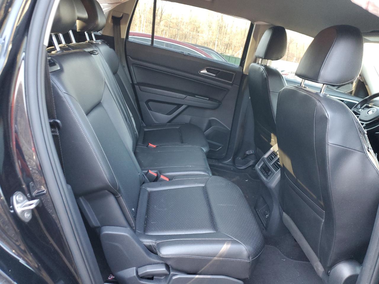 2018 Volkswagen Atlas VIN 1V2KR2CA5JC566183 Copart auction photo, minor dent/scratches damage thumbnail 11