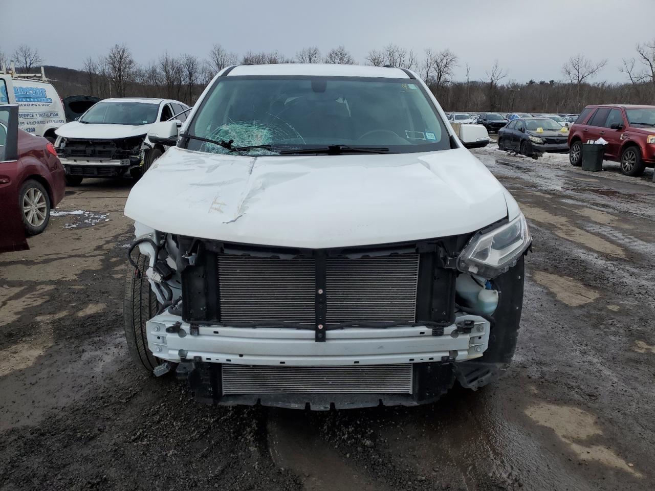 2020 Chevrolet Traverse VIN 1GNEVGKW1LJ246966 Copart auction photo, front end / minor dent/scratches damage thumbnail 5