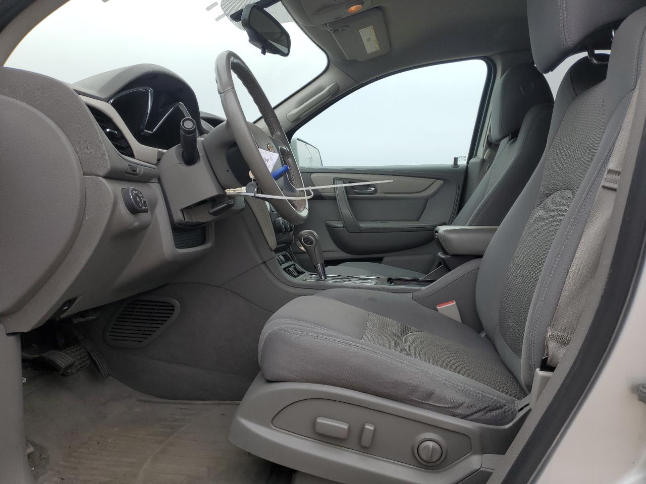 2015 Chevrolet Traverse VIN 1GNKRGKD9FJ332908 Copart auction photo, front end / minor dent/scratches damage thumbnail 7