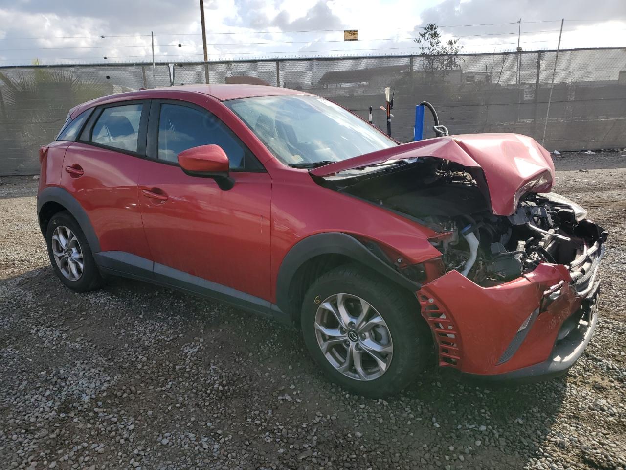 2018 Mazda CX-3 VIN JM1DKFB78J1323216 Copart auction photo, front end damage thumbnail 4
