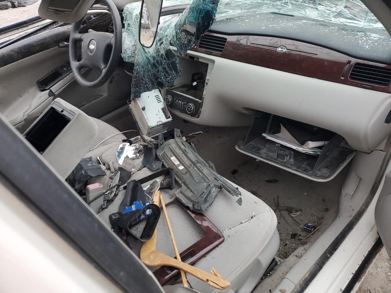 2007 Chevrolet Impala VIN 2G1WT58K179286440 Copart auction photo, all over damage thumbnail 8