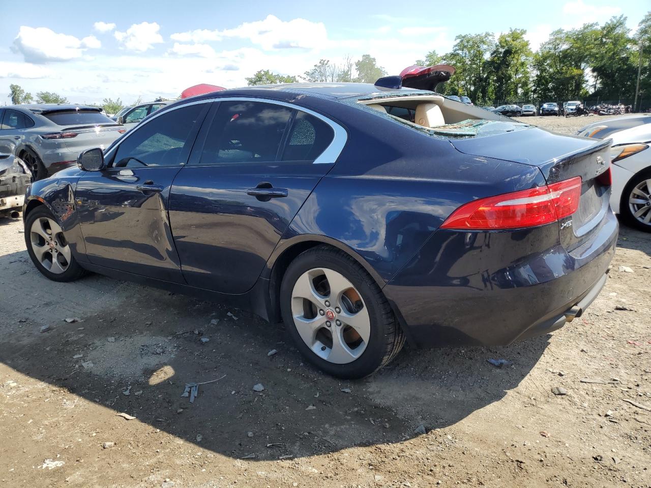 2018 Jaguar XE VIN SAJAS4FX5JCP18798 Copart auction photo, all over / minor dent/scratches damage thumbnail 2