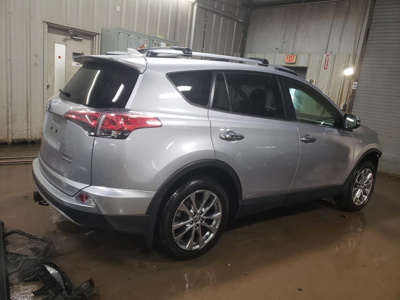 2018 Toyota RAV 4 VIN JTMDJREV4JD201465 Copart auction photo, front end damage thumbnail 3