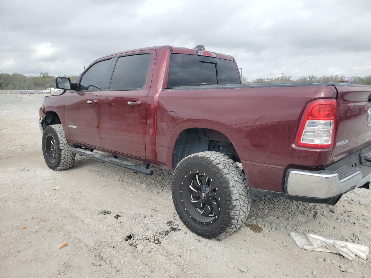 2019 RAM 1500 VIN 1C6SRFFT5KN839738 Copart auction photo, front end damage thumbnail 2