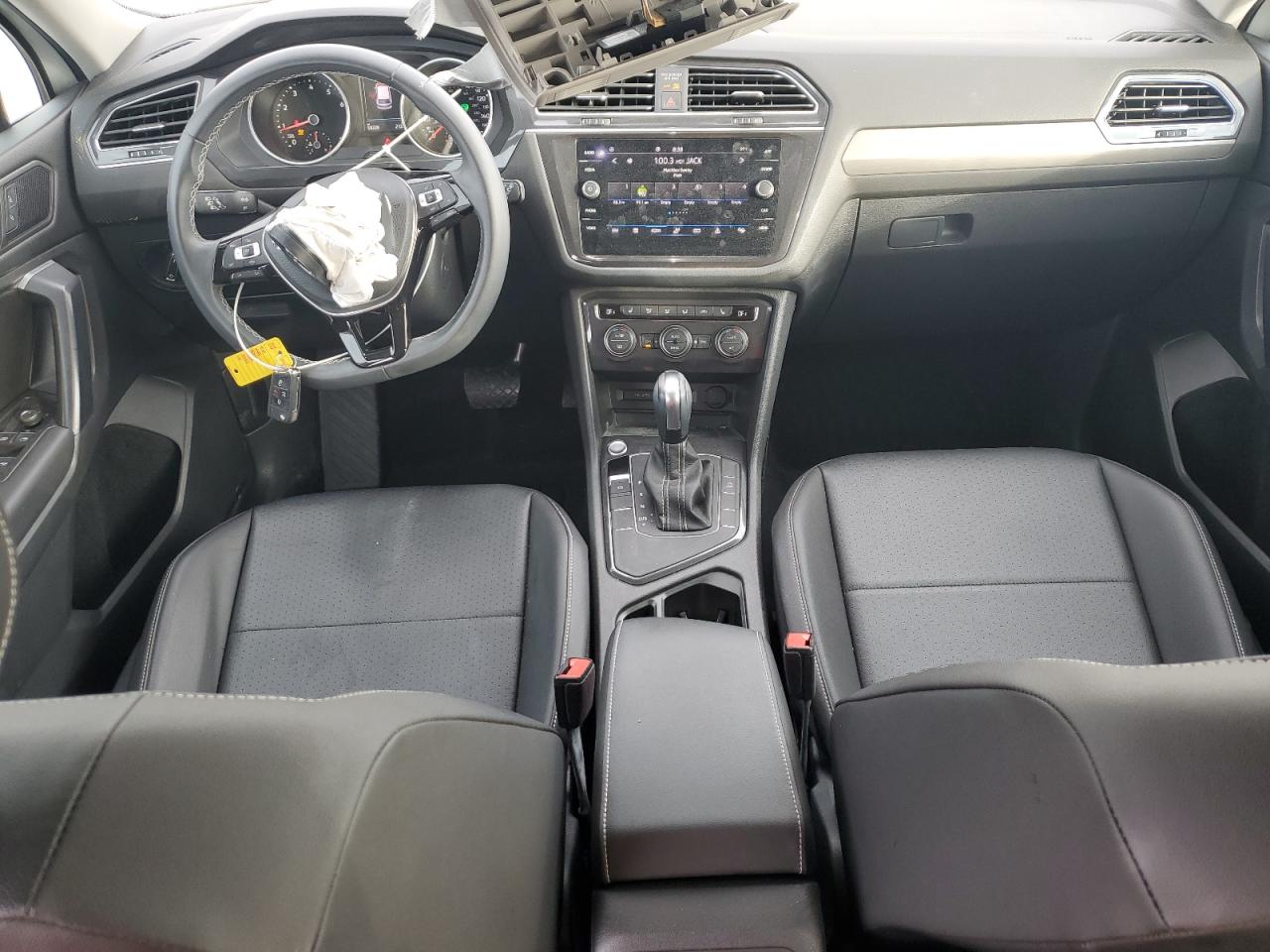 2021 Volkswagen Tiguan VIN 3VV3B7AX2MM030780 Copart auction photo, front end damage thumbnail 8