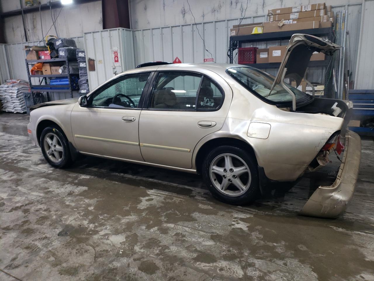 1998 Nissan Maxima VIN JN1CA21D3WT532196 Copart auction photo, rear end / front end damage thumbnail 2