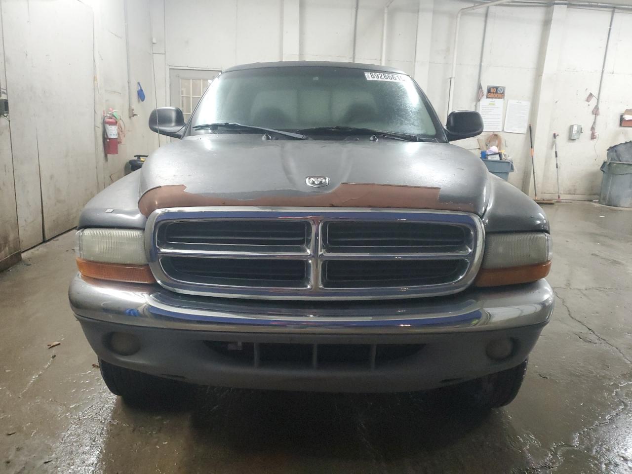 2001 Dodge Dakota VIN 1B7HG2AN41S334025 Copart auction photo, rear end / side damage thumbnail 5