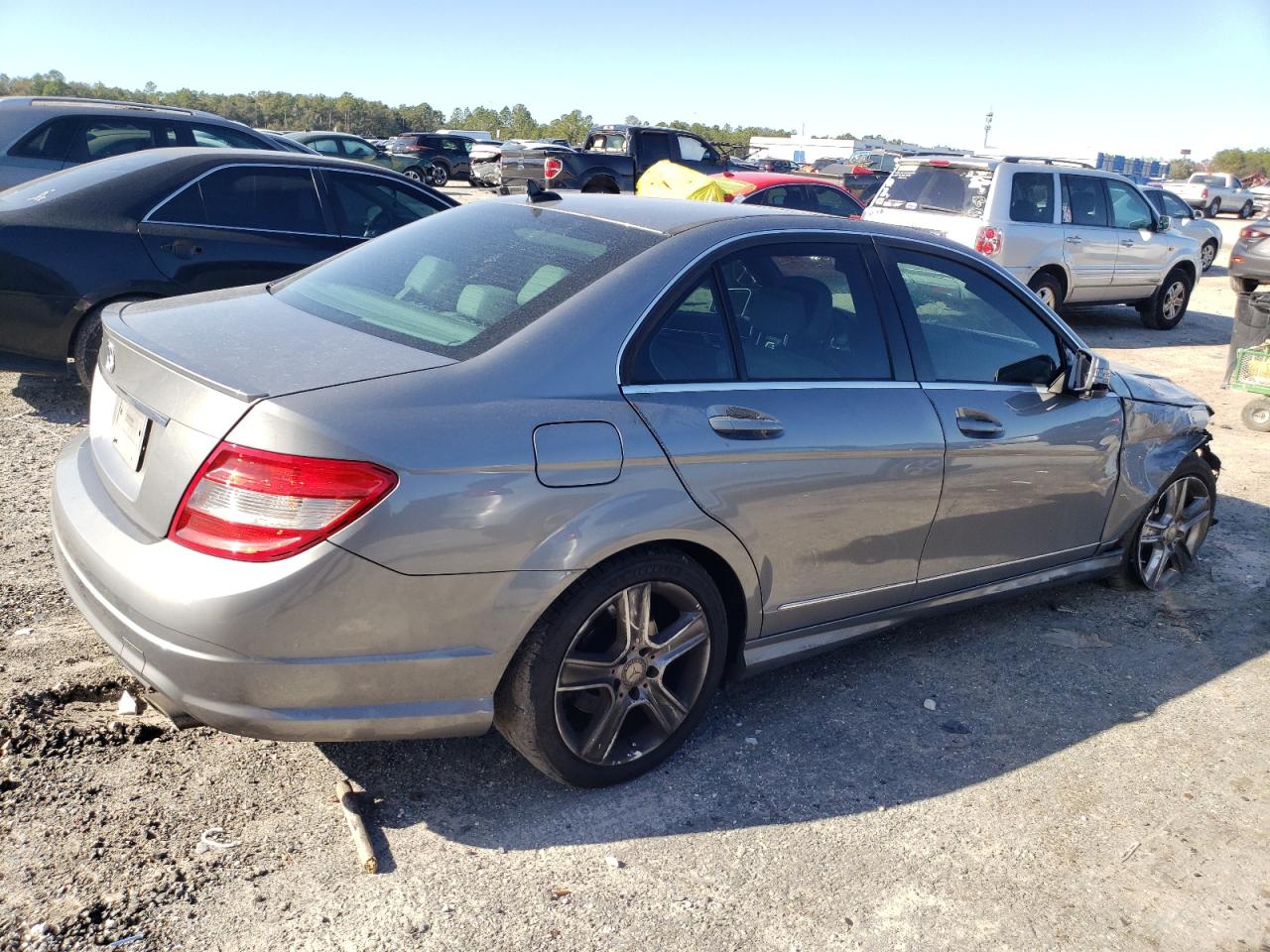 2011 Mercedes-Benz C-klasse VIN WDDGF5EB8BR170230 Copart auction photo, front end damage thumbnail 3