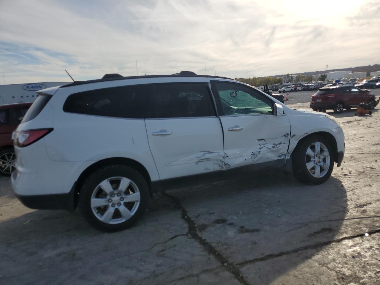 2017 Chevrolet Traverse VIN 1GNKRGKD4HJ100719 Copart auction photo, side damage thumbnail 3