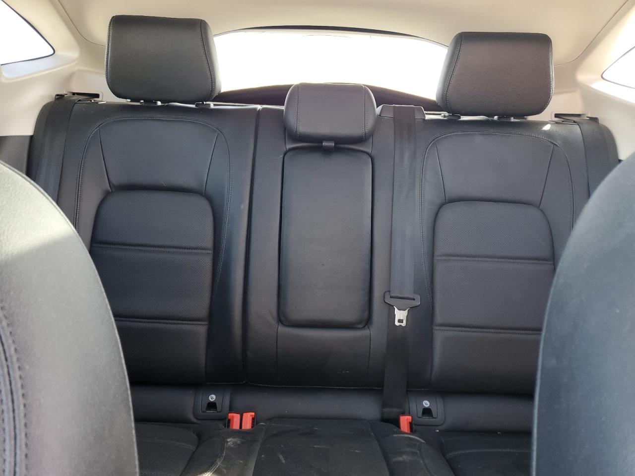 2018 Jaguar E-Pace VIN SADFJ2FX3J1Z29638 Copart auction photo, front end / minor dent/scratches damage thumbnail 10